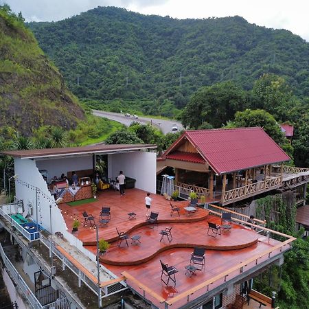 S9 Glamping Resort Khao Kho ペッチャブーン エクステリア 写真